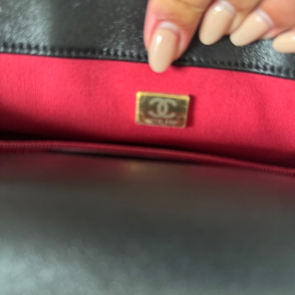 Chanel CC19 Small - Picture 7 of 10